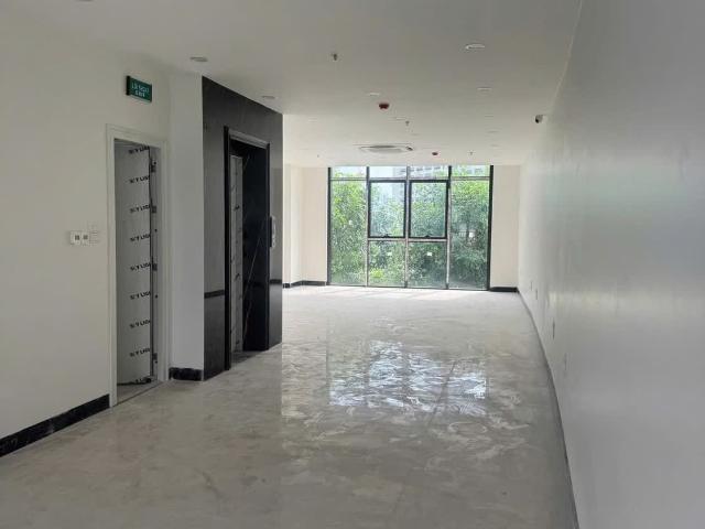 Nhà mặt phố bán tại Hoàn Kiếm, Hà Nội