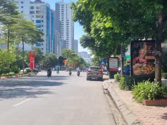 Nhà mặt phố bán tại Hoàn Kiếm, Hà Nội