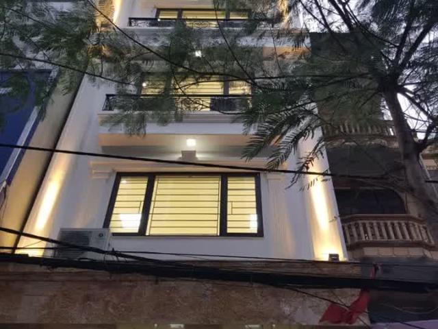 Nhà mặt phố bán tại Hoàn Kiếm, Hà Nội