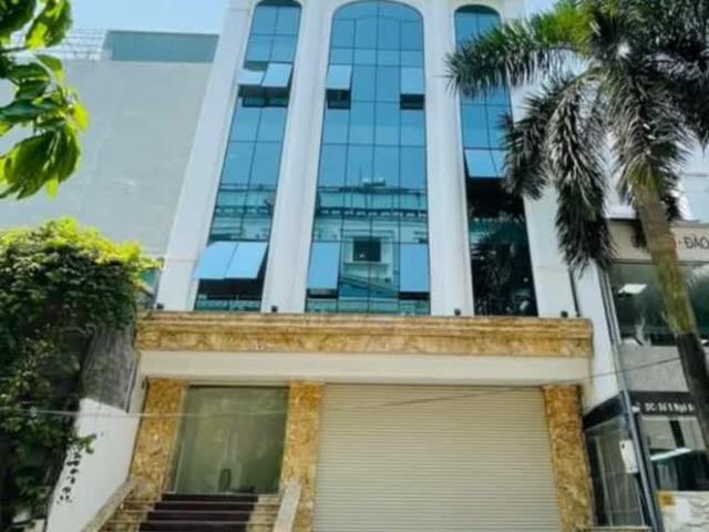 Nhà mặt phố bán tại Hoàn Kiếm, Hà Nội