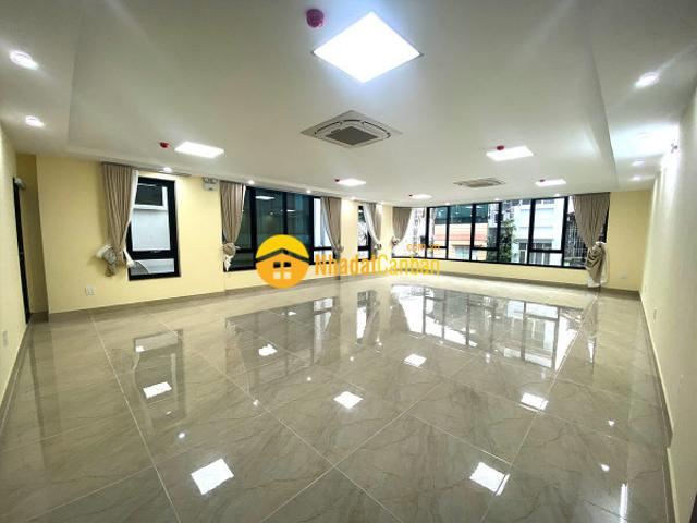 Nhà mặt phố bán