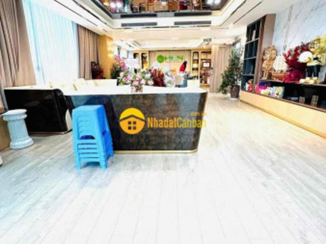 Nhà mặt phố bán