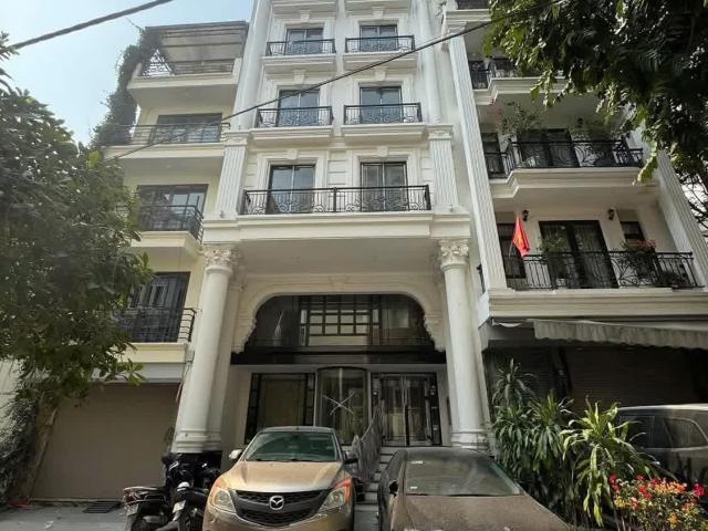 Nhà bán tại Hoàn Kiếm, Hà Nội
