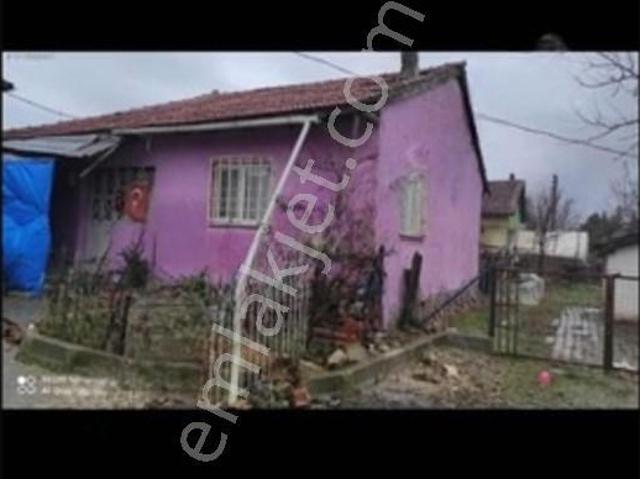 Bağkonak, Banaz içerisinde satılık Villa