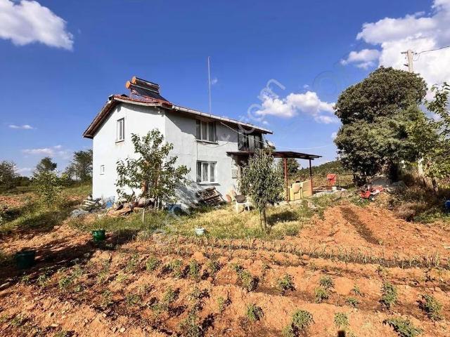 Banaz, Uşak içerisinde satılık Villa