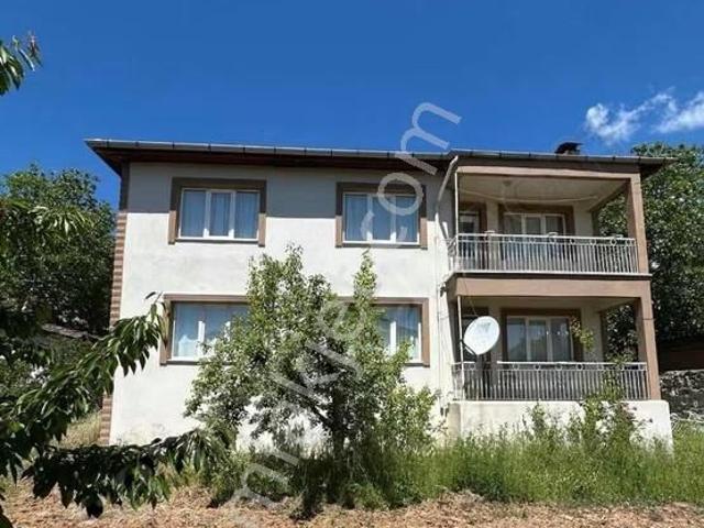 Banaz, Uşak içerisinde satılık Villa