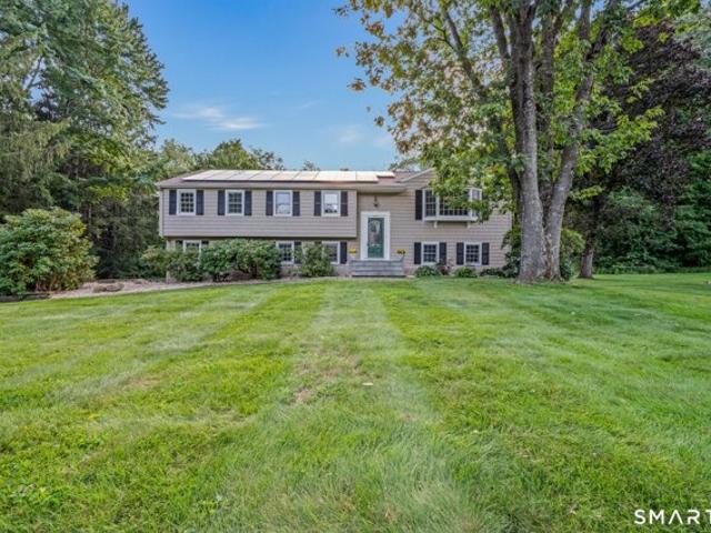 House for sale in Simsbury, Capitol Planning Region