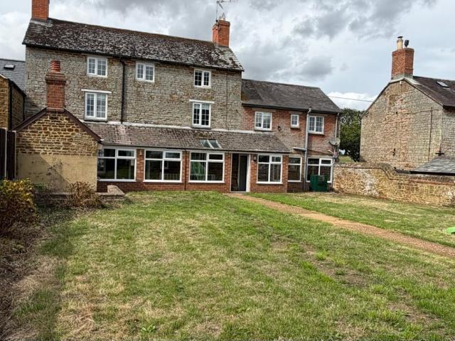 House for rent in Adstone, Northamptonshire