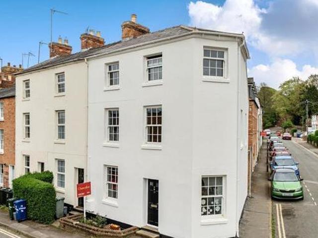 House for sale in Evershot, Oxfordshire