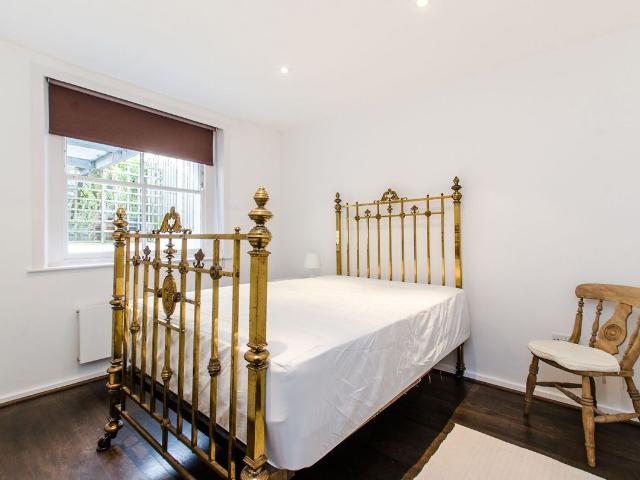 Apartment for rent in Battersea, Greater London
