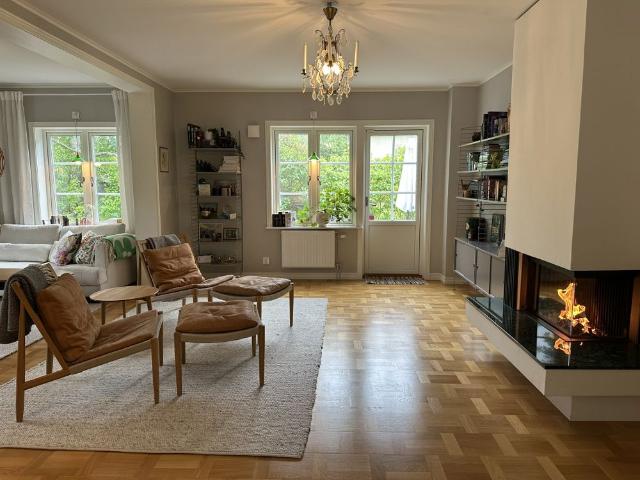 Hus hyra i Stuvsta-Snättringe, Stockholm
