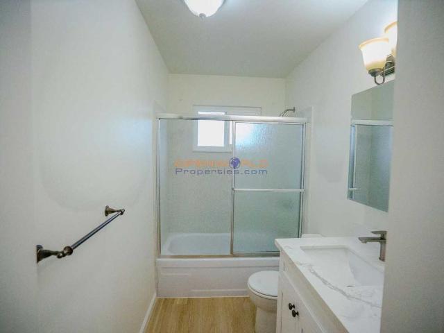 Apartment for rent in Broadmoor, San Leandro