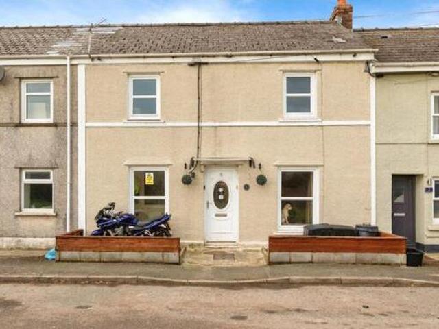 House for sale in Carmarthen, Sir Gaerfyrddin / Carmarthenshire
