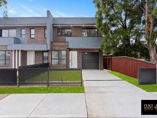 Townhouse for sale in Sydney, New South Wales