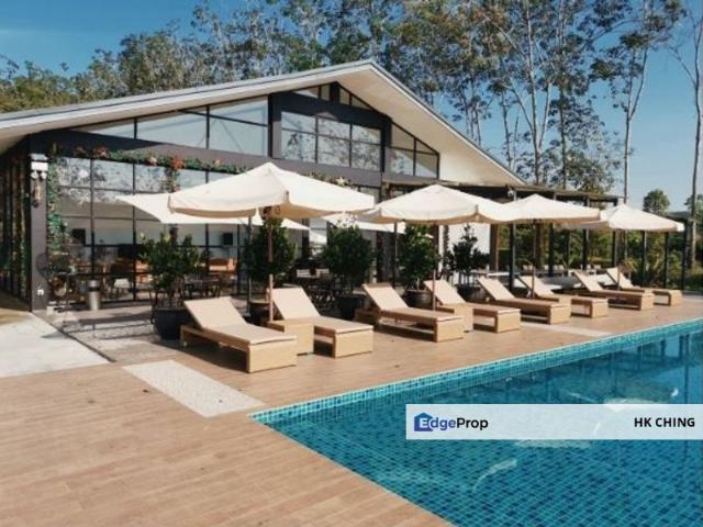 Shop for sale in Malaka