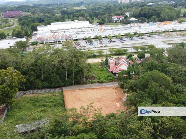 House for sale in Malaka