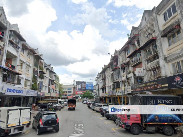 Shop for sale in Kajang, Langat