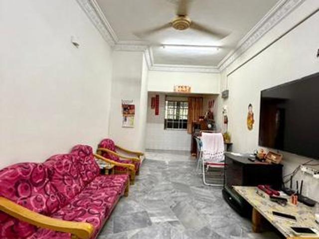 Townhouse for sale in Langat, Selangor