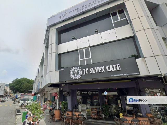 Shop for sale in Mukim 13, Georgetown