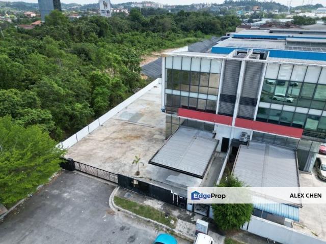 Warehouse for sale in Kajang, Langat