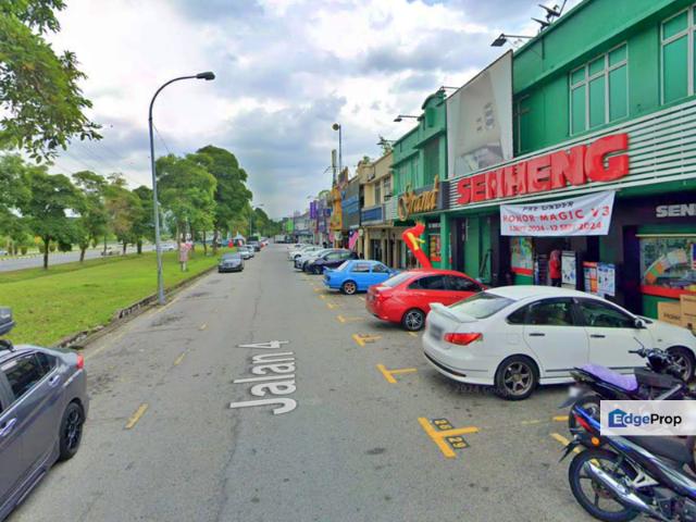 Shop for sale in Kajang, Langat