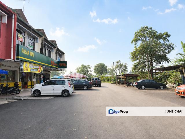 Shop for rent in Kajang, Langat