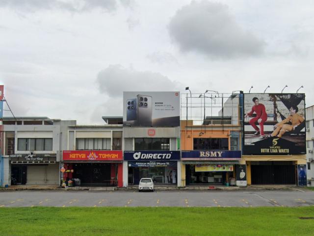 Shop for rent in Kajang, Langat