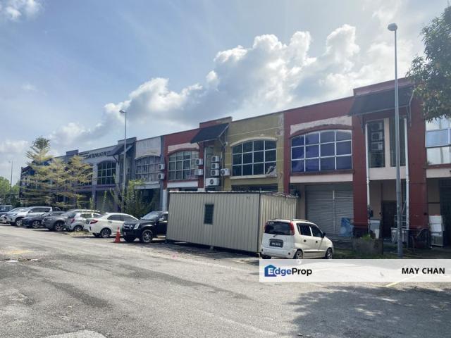 Shop for sale in Kajang, Langat
