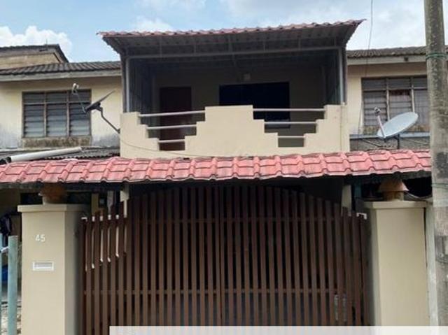 House for sale in Kawasan Perindustrian Kota Puteri, Pasir Gudang