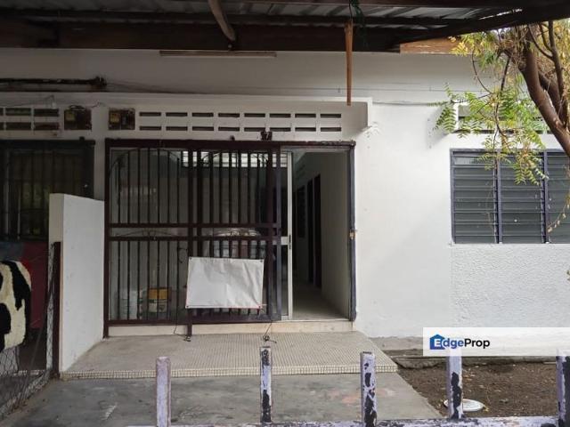 House for sale in Kuala Selangor, Selangor