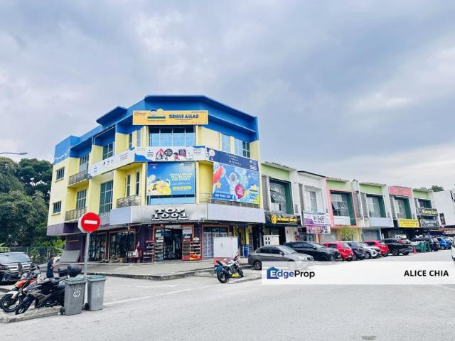 Shop for sale in Bandar Baru Nilai, Nilai