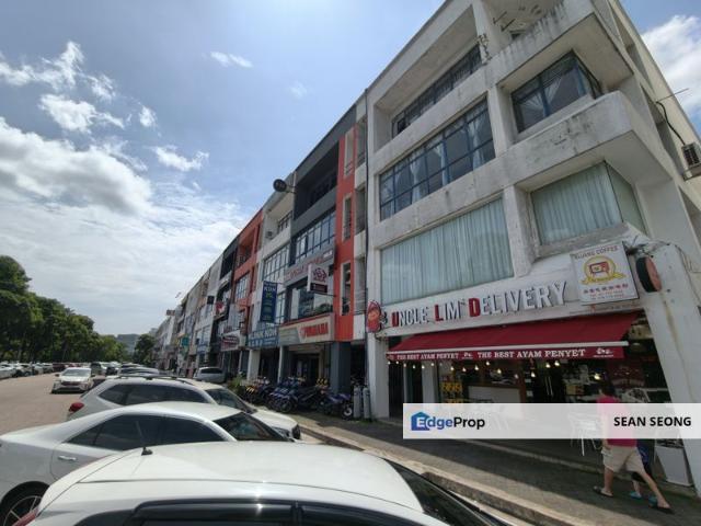 Shop for rent in Plentong, Johor