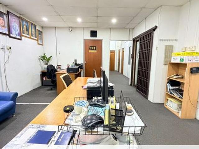 Shop for rent in Plentong, Johor
