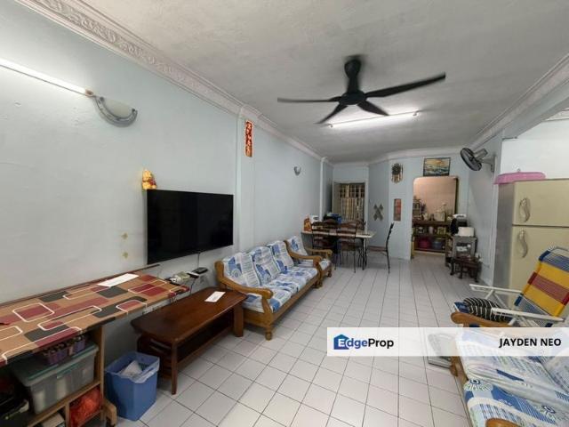 Flat for sale in Bandar Johor Bahru, Johor