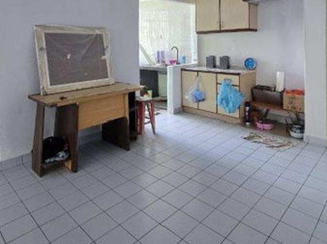 Flat for sale in Bandar Johor Bahru, Johor