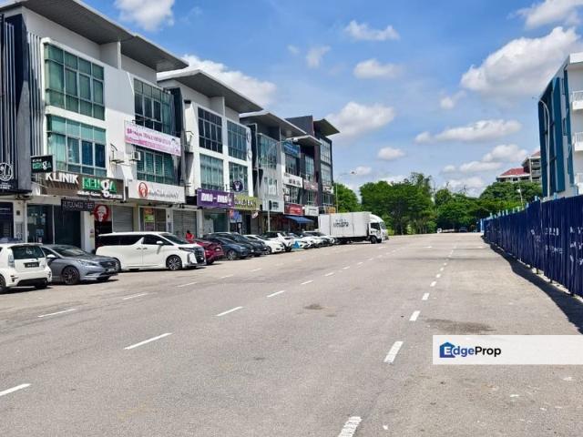 Shop for sale in Plentong, Johor