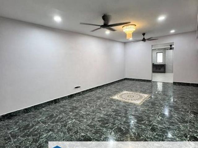 House for rent in Bandar Baru Permas Jaya, Kampung Senibong