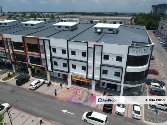 Shop for rent in Bukit Ledang, Johor