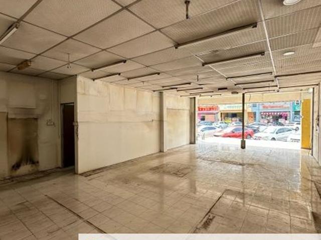 Shop for rent in Plentong, Johor