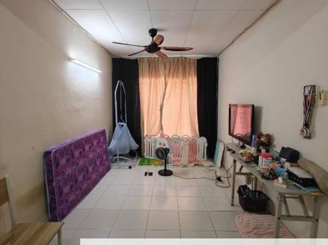 Flat for sale in Bandar Baru Permas Jaya, Kampung Senibong