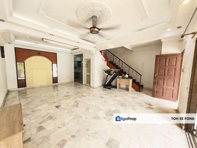 House for sale in Bandar Baru Permas Jaya, Kampung Senibong