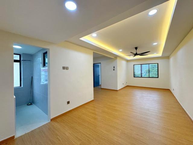 Flat for sale in Bandar Johor Bahru, Johor