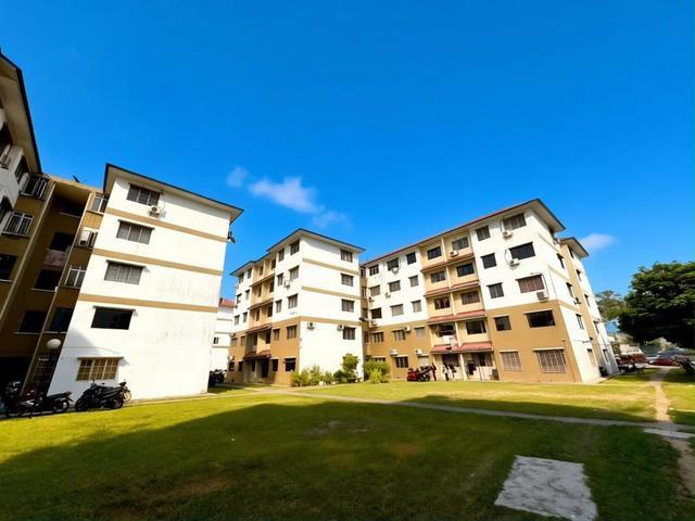 Flat for sale in Bandar Johor Bahru, Johor