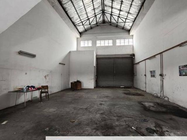 Warehouse for rent in Perak