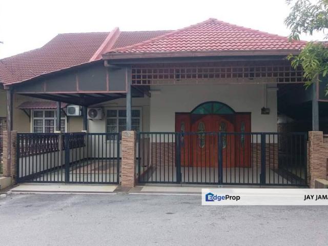 House for sale in Tanjong Sepat, Selangor