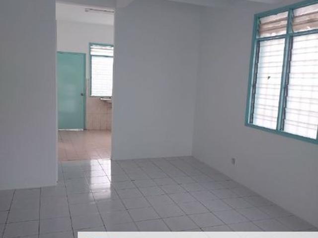 House for sale in Kosmoplek Bandar Baru Salak Tinggi, Sepang