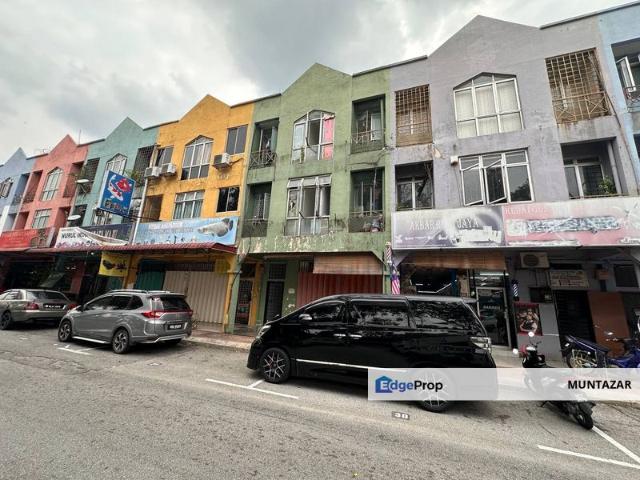 Shop for rent in Tanjong Sepat, Selangor