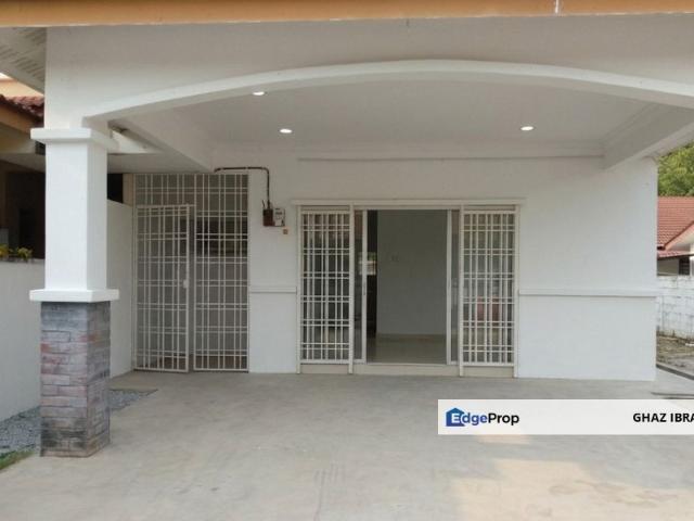 House for sale in Tanjong Sepat, Selangor