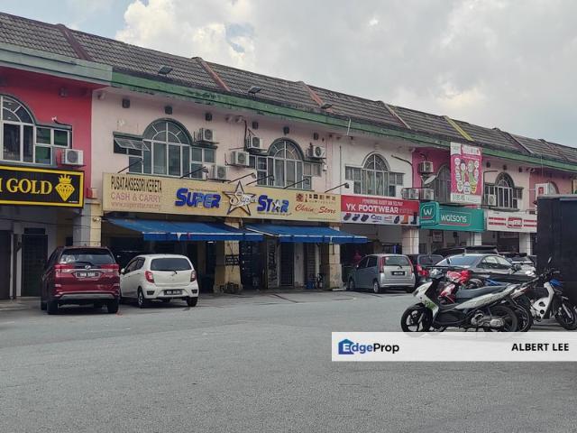 Shop for rent in Selayang, Selangor