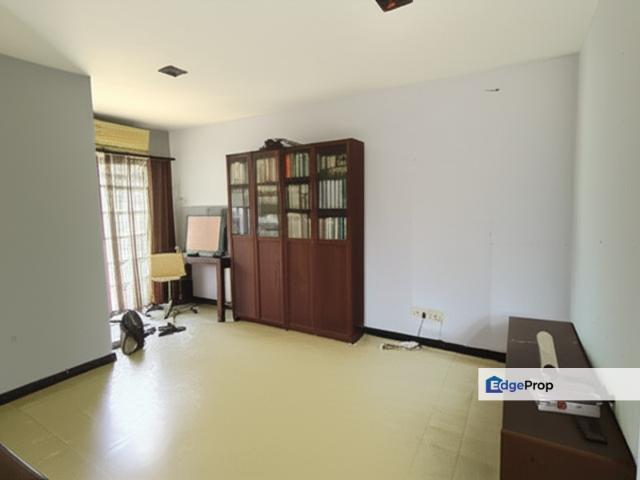 House for sale in Petaling, Damansara Damai
